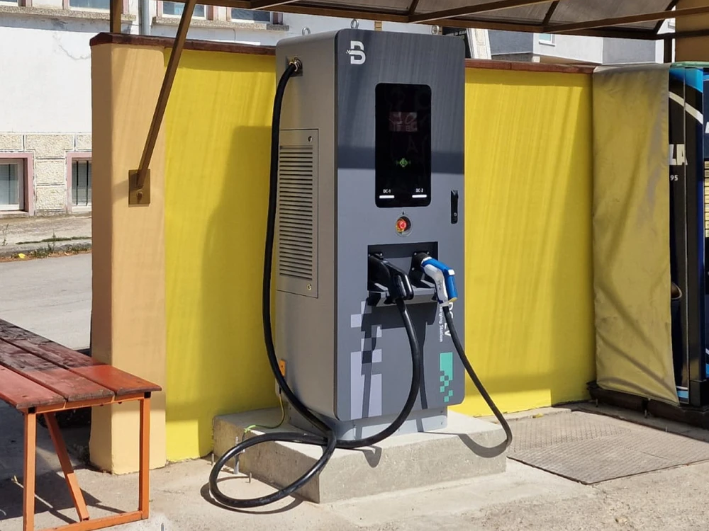 BENY Līdzstrāvas ātrais lādētājs Bulgārijā